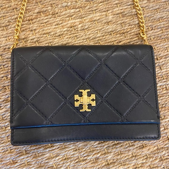 Tory Burch Black Quilted Crossbody (and Clutch) Bag - Picture 3 of 8